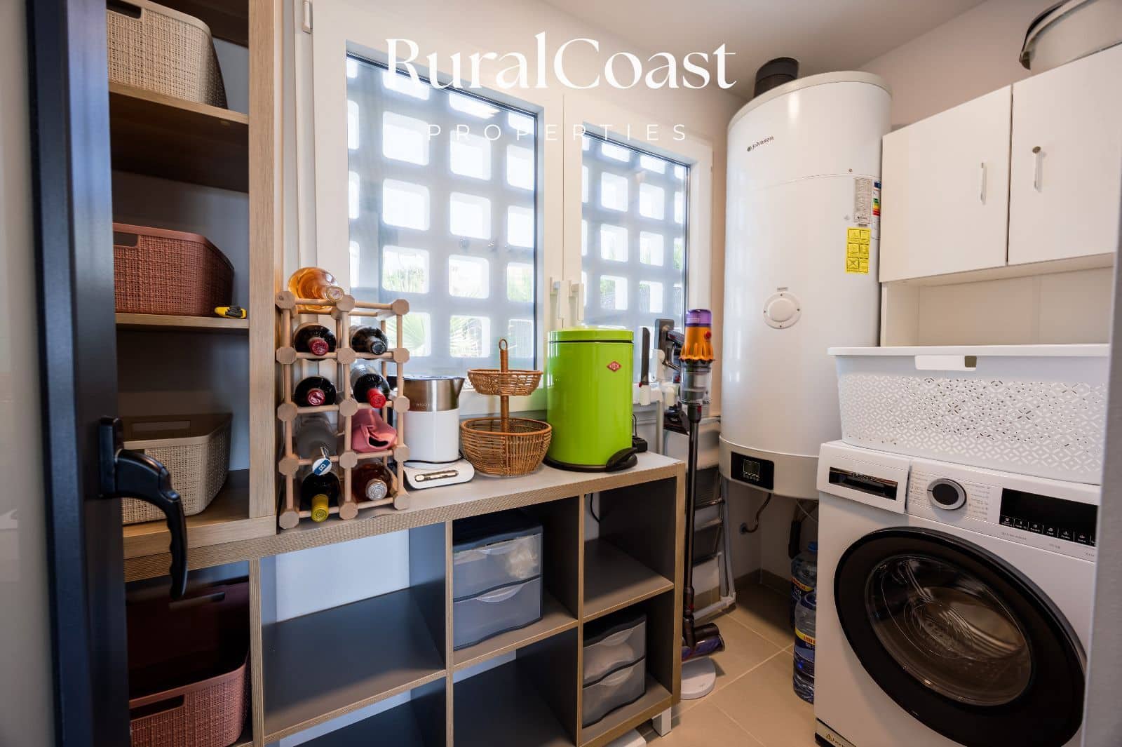 2 sovrum Hus till salu i Busot med pool garage - 365 000 € (Ref: 9941575)