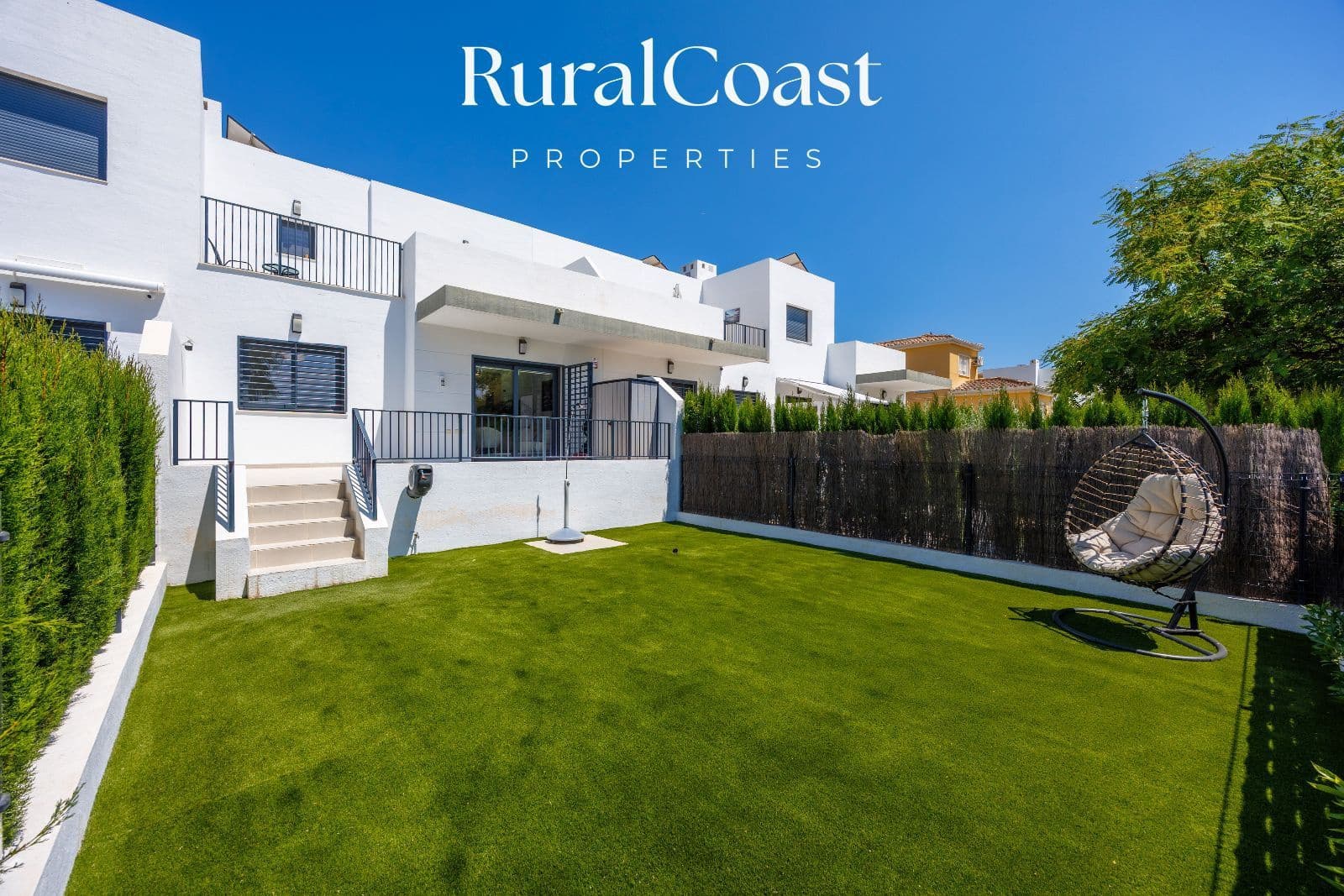 2 sovrum Hus till salu i Busot med pool garage - 365 000 € (Ref: 9941575)