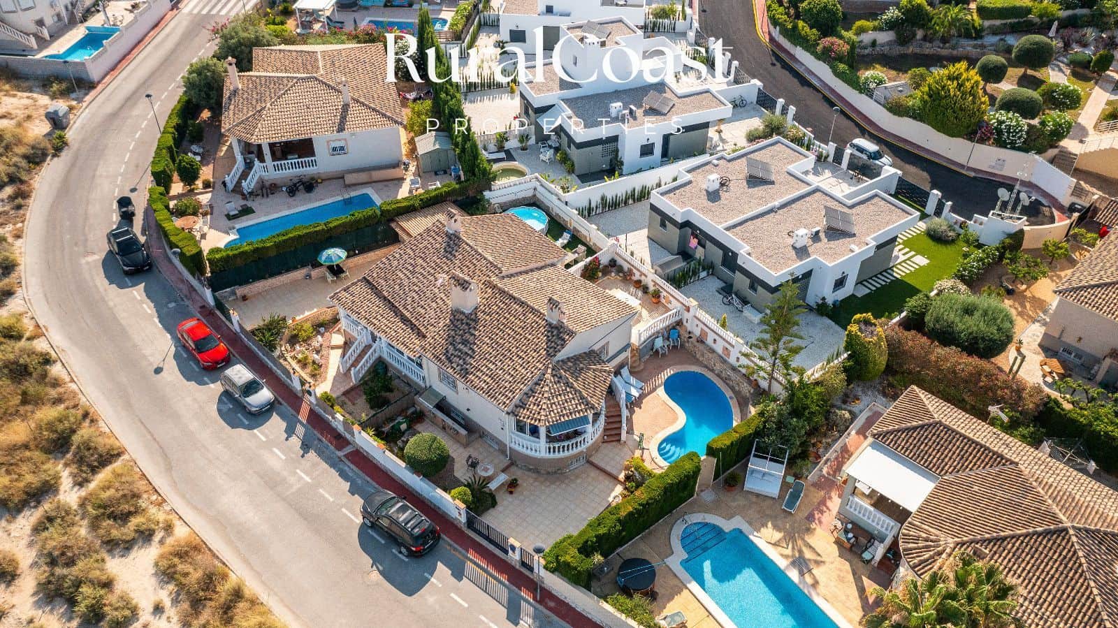 4 soveværelse Byhus til salg i Busot med swimmingpool - € 360.000 (Ref: 9971649)