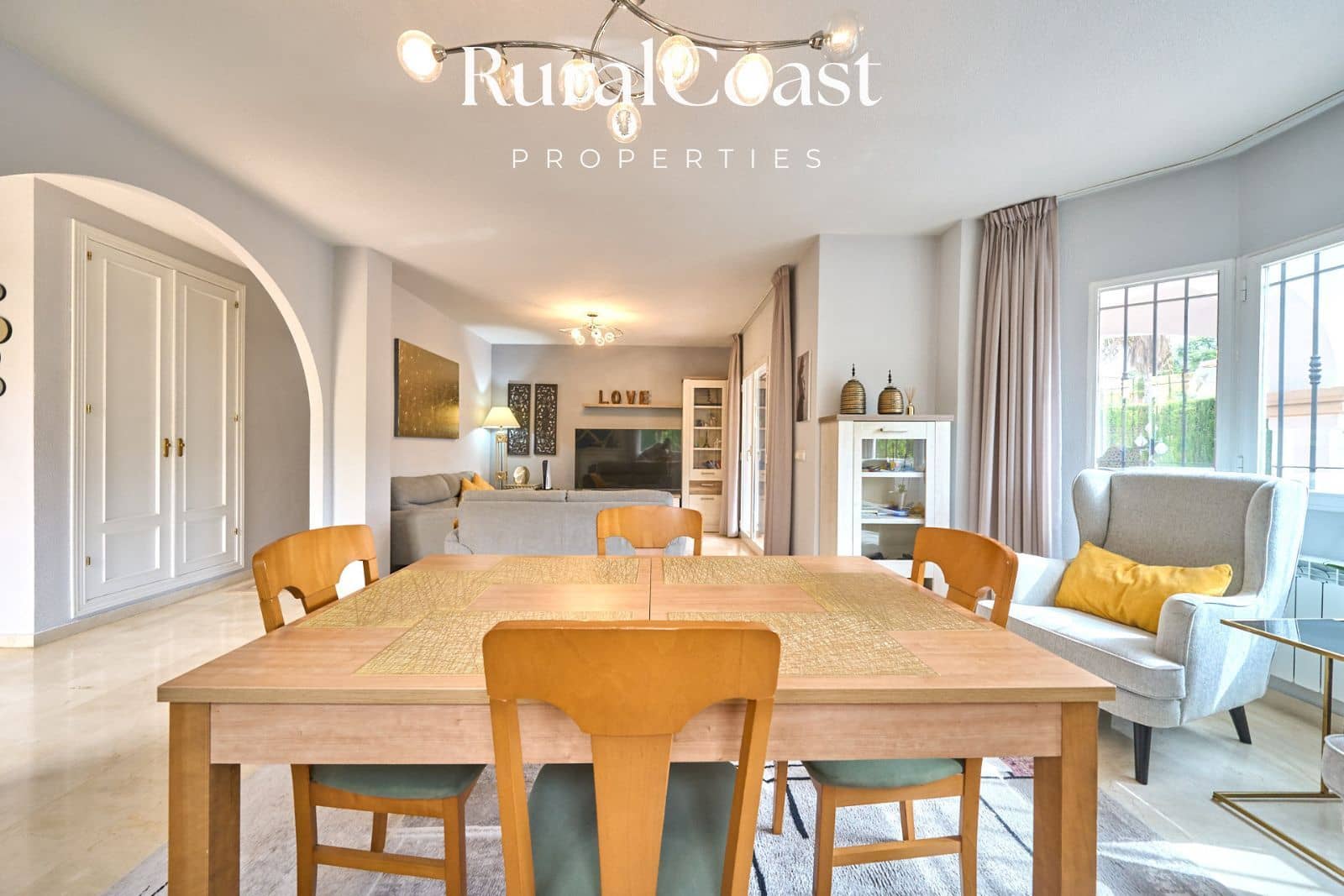4 bedroom Villa for sale in Muchamiel / Mutxamel with pool garage - € 545,000 (Ref: 9981608)