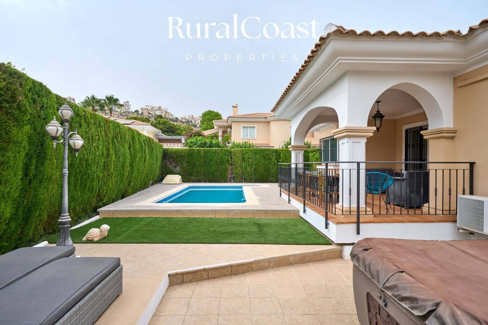 4 bedroom Villa for sale in Muchamiel / Mutxamel with pool garage - € 545,000 (Ref: 9981608)