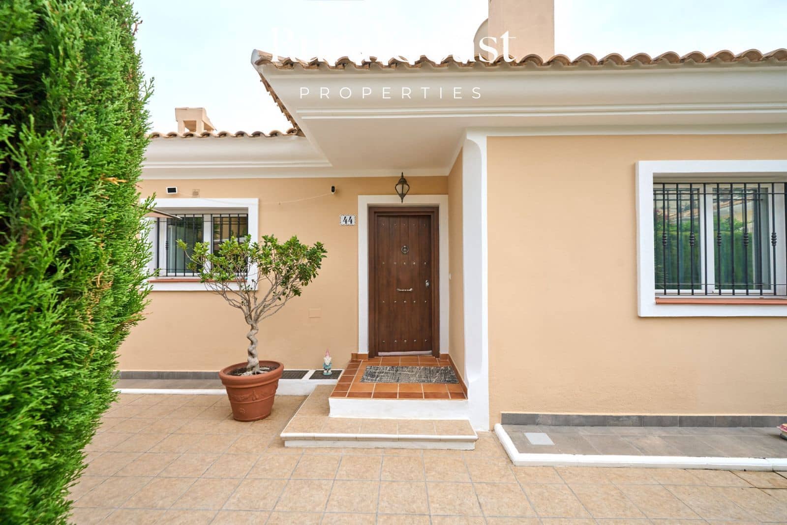 4 bedroom Villa for sale in Muchamiel / Mutxamel with pool garage - € 545,000 (Ref: 9981608)