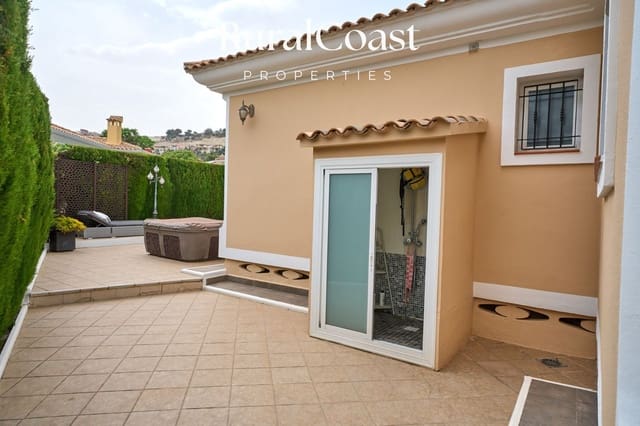 4 soveværelse Villa til salg i Muchamiel / Mutxamel med swimmingpool garage - € 545.000 (Ref: 9981608)
