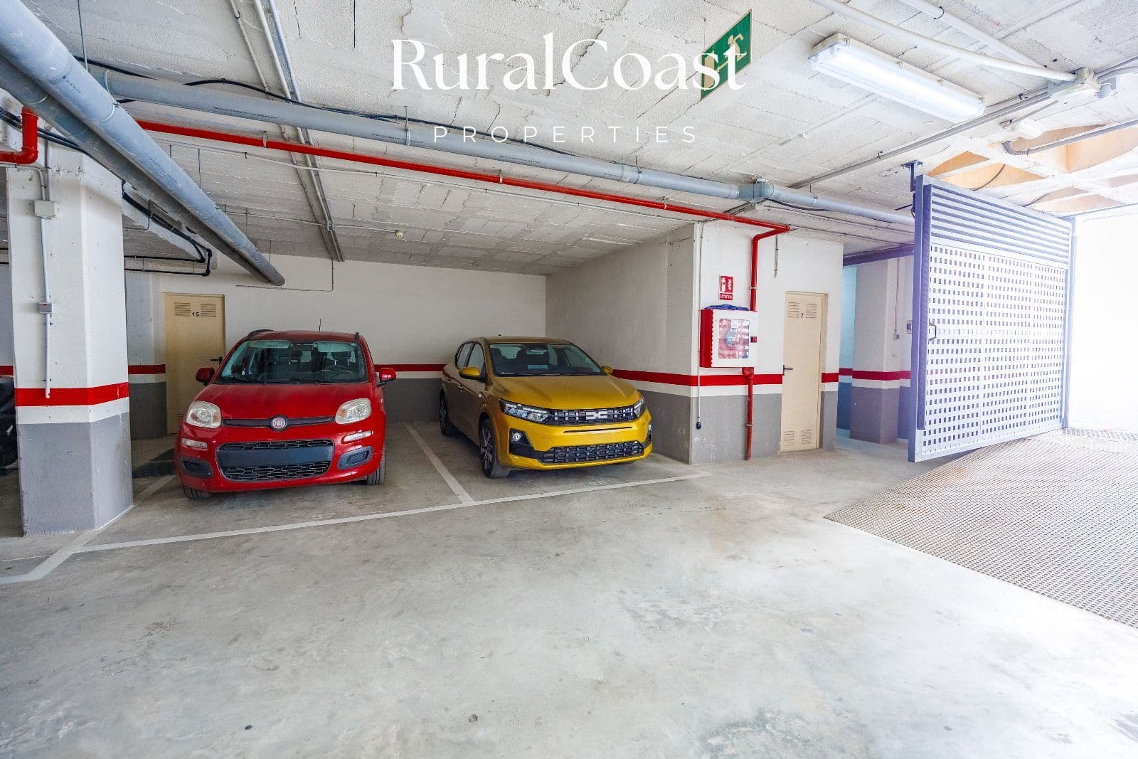 3 makuuhuone Asunto myytävänä paikassa El Campello mukana uima-altaan 
autotalli - 360 000 € (Ref: 9985562)