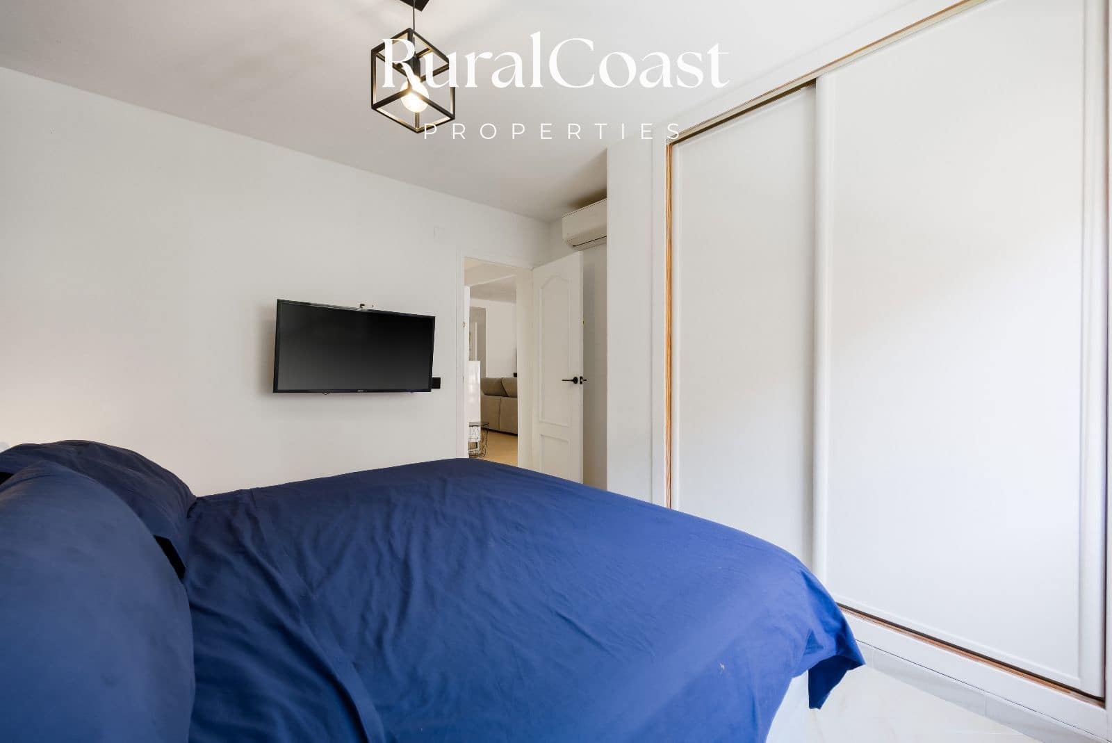 2 bedroom Flat for sale in El Campello with pool garage - € 295,000 (Ref: 9998009)