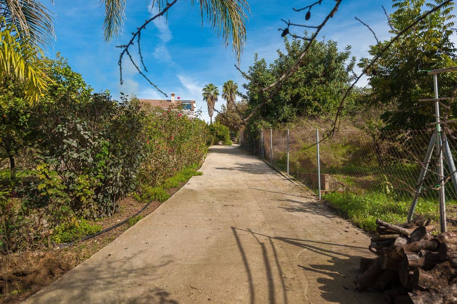 4 sypialnia Finka/Dom wiejski na sprzedaż w Coin z basenem garażem - 697 000 € (Ref: 5879845)