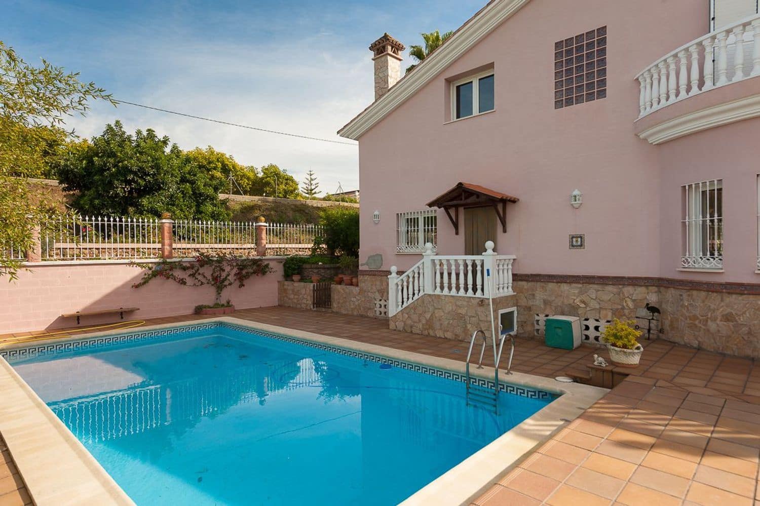 4 sypialnia Finka/Dom wiejski na sprzedaż w Coin z basenem garażem - 697 000 € (Ref: 5879845)