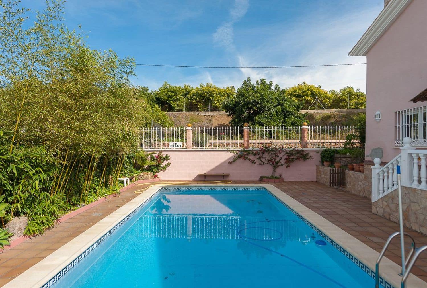 4 sypialnia Finka/Dom wiejski na sprzedaż w Coin z basenem garażem - 697 000 € (Ref: 5879845)