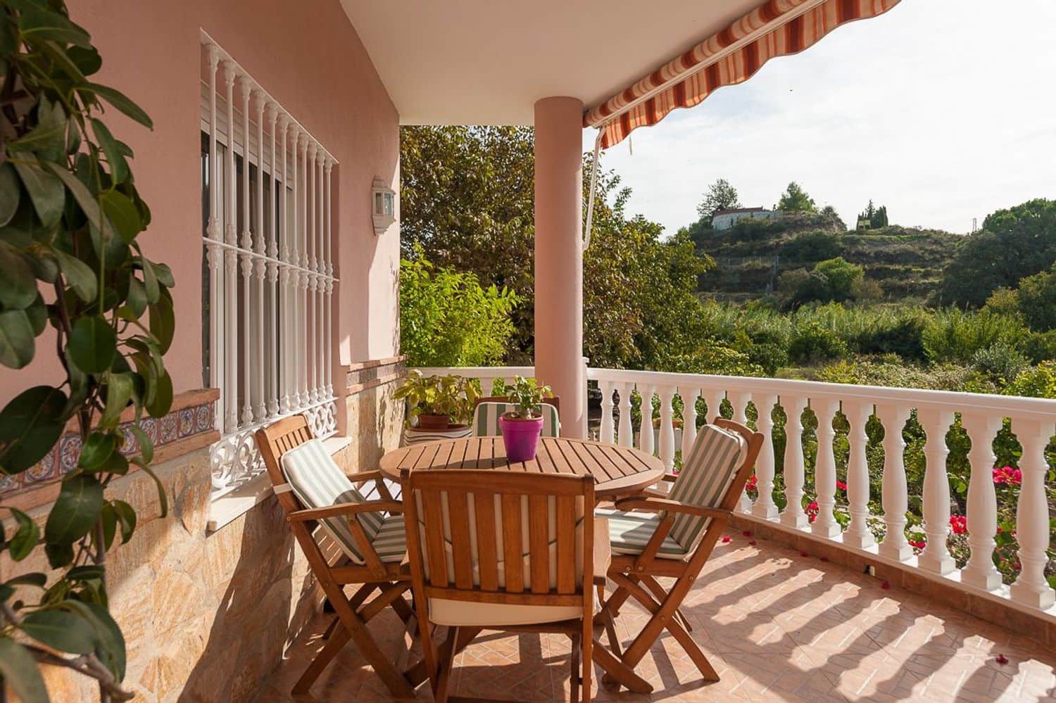 4 sypialnia Finka/Dom wiejski na sprzedaż w Coin z basenem garażem - 697 000 € (Ref: 5879845)