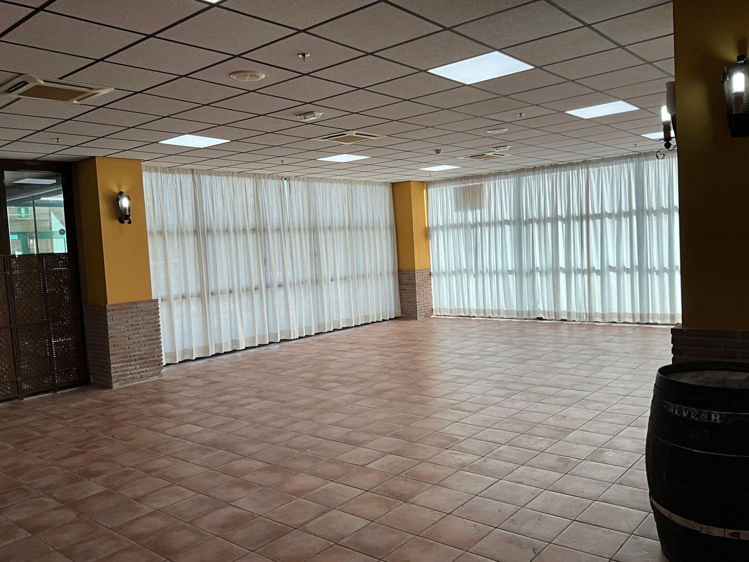 Commerciale in vendita in Monda - 950.000 € (Rif: 7725357)