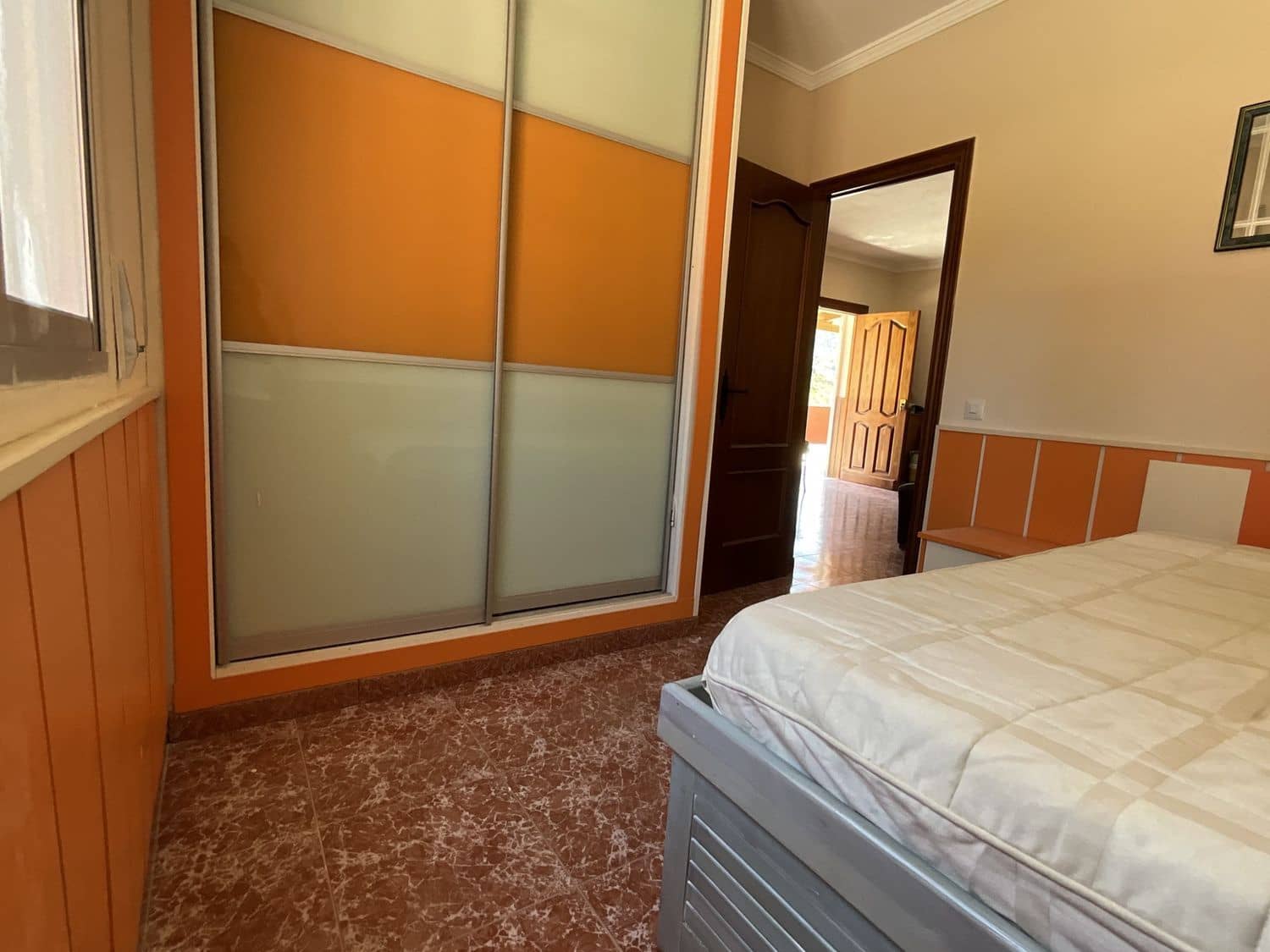 3 sypialnia Finka/Dom wiejski na sprzedaż w Cartama z garażem - 350 000 € (Ref: 7876017)