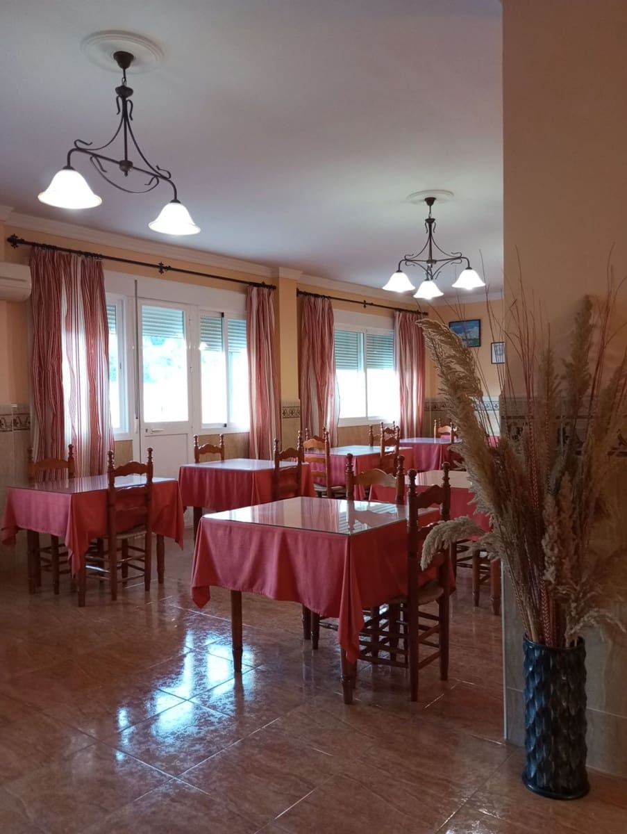 Hotel til salg i Tolox - € 970.000 (Ref: 8139752)