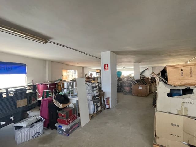 Erhverv til salg i Coín - € 950.000 (Ref: 8436557)