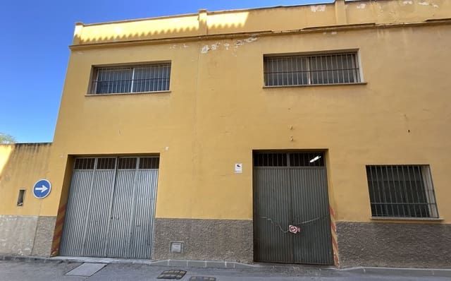 Erhverv til salg i Coín - € 950.000 (Ref: 8436557)