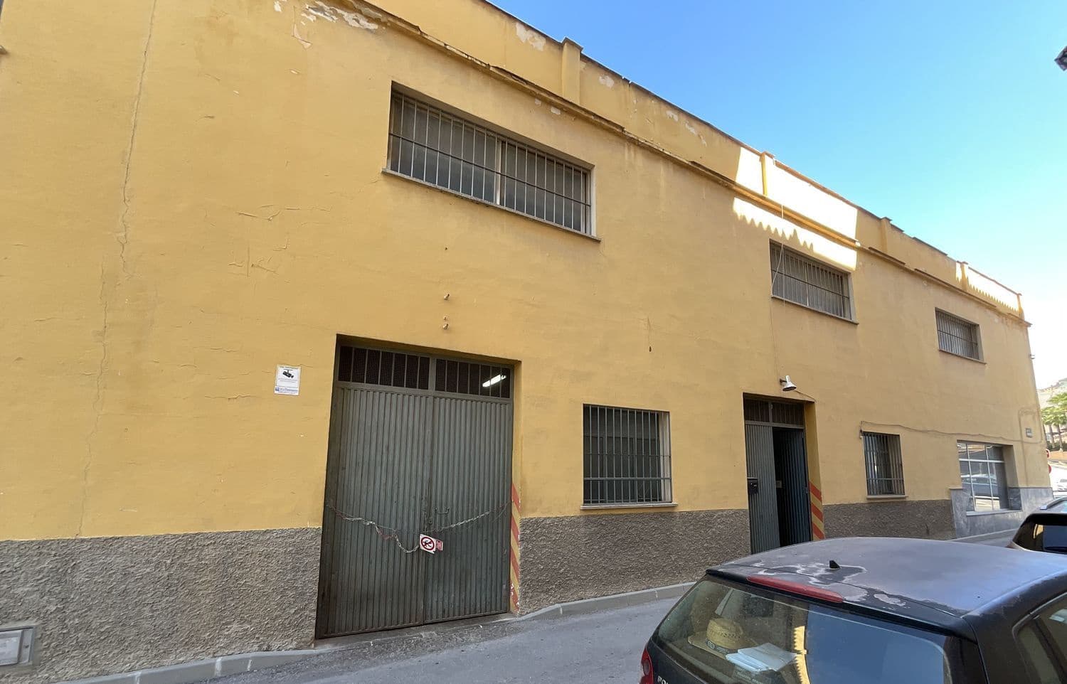 Erhverv til salg i Coin - € 950.000 (Ref: 8436557)