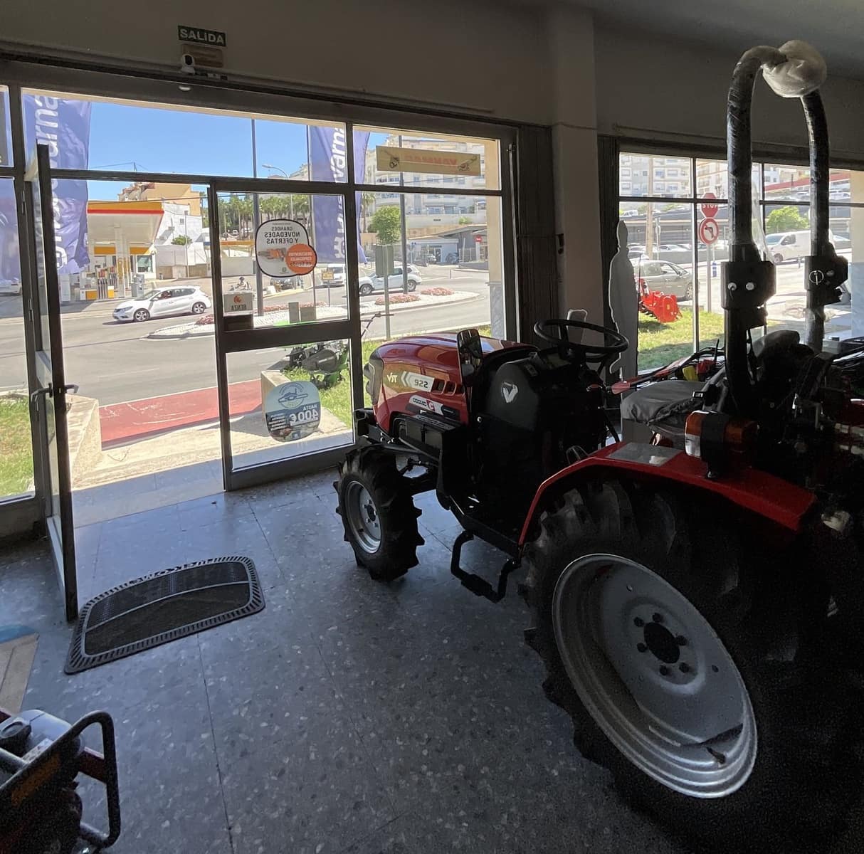 Erhverv til salg i Coin - € 950.000 (Ref: 8436557)