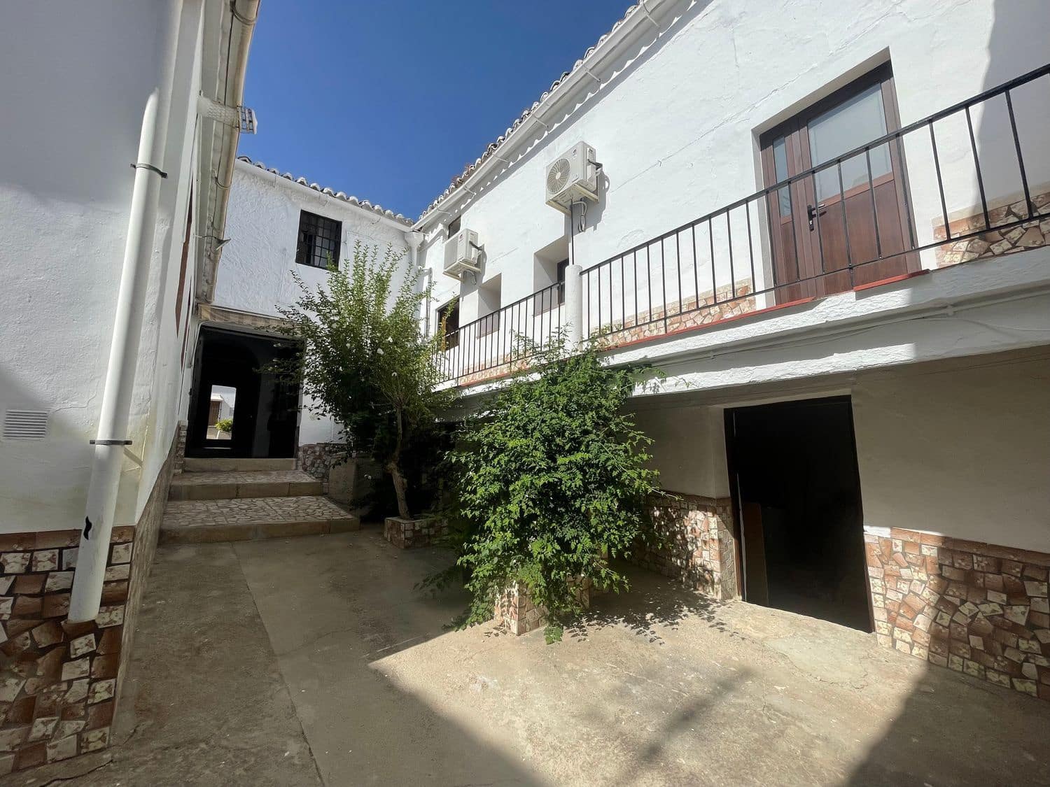 4 soverom Hus til salgs i Ardales med svømmebasseng garasje - € 375 000 (Ref: 8498425)