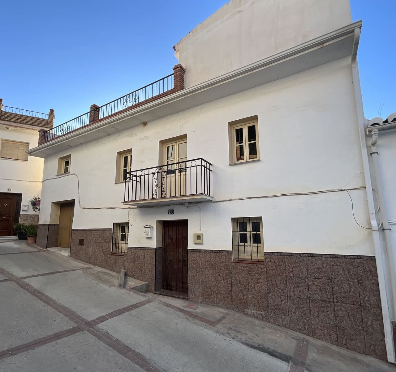 6 soveværelse Byhus til salg i Alozaina - € 89.900 (Ref: 9008455)