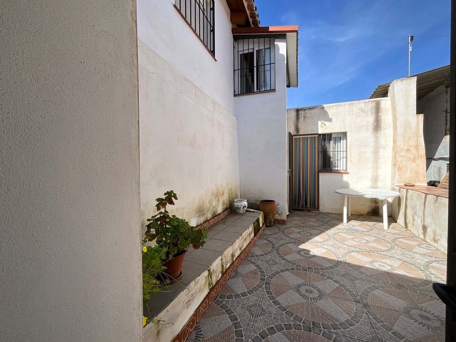 3 sypialnia Finka/Dom wiejski na sprzedaż w Coin z basenem garażem - 350 000 € (Ref: 9111777)