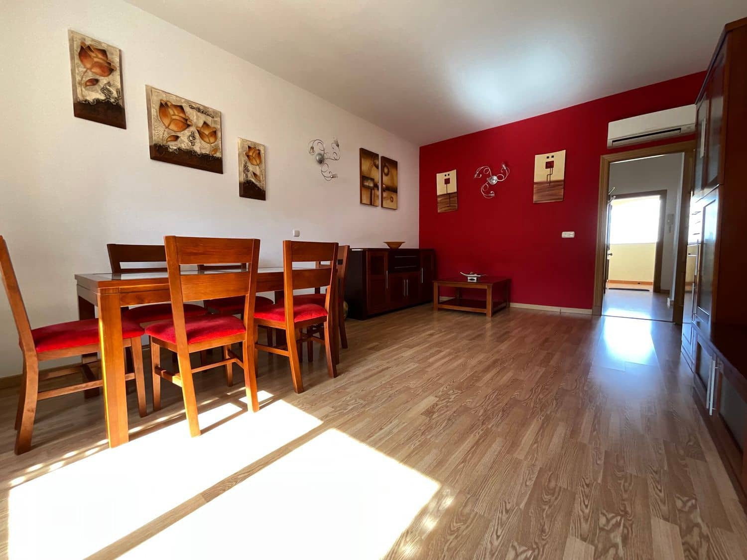 2 soveværelse Lejlighed til salg i Coin med garage - € 245.000 (Ref: 9371223)