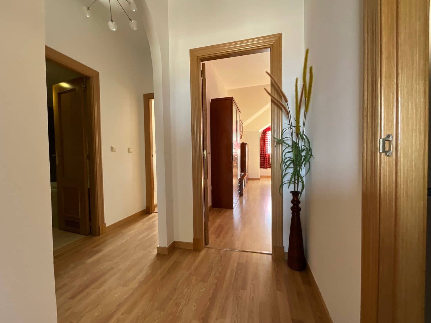 2 soveværelse Lejlighed til salg i Coin med garage - € 245.000 (Ref: 9371223)