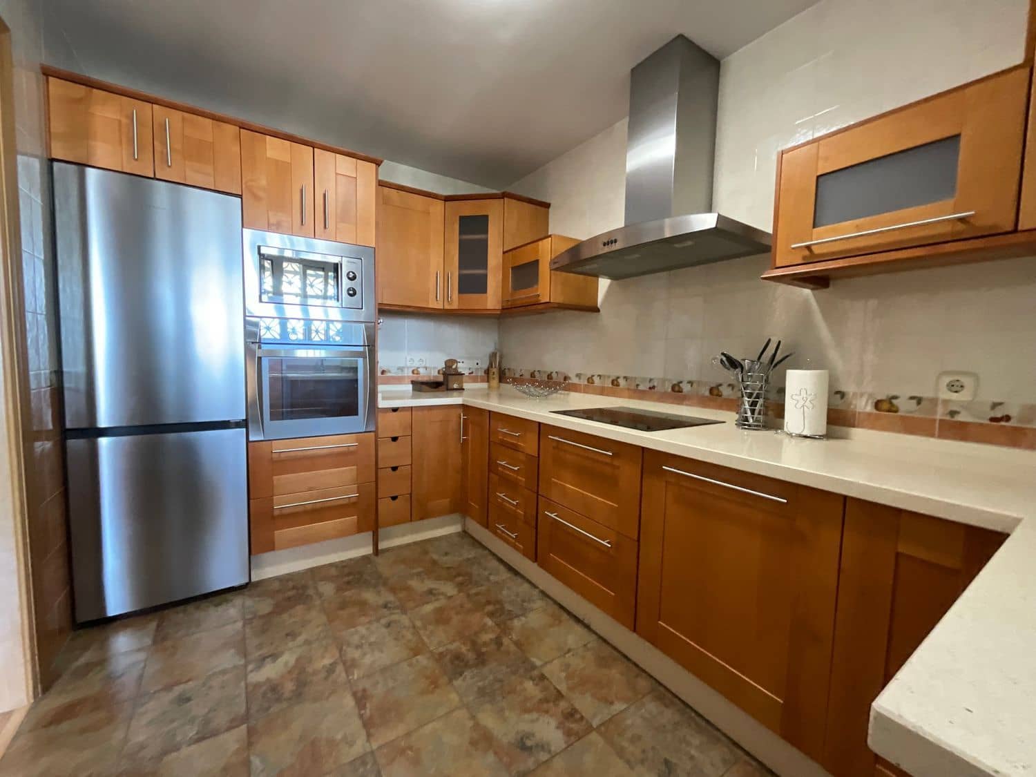 2 soveværelse Lejlighed til salg i Coin med garage - € 245.000 (Ref: 9371223)