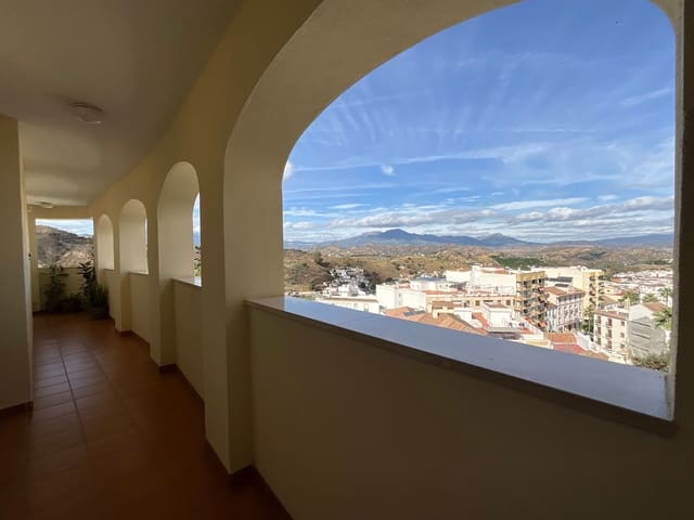 2 soveværelse Lejlighed til salg i Coín med garage - € 245.000 (Ref: 9371223)