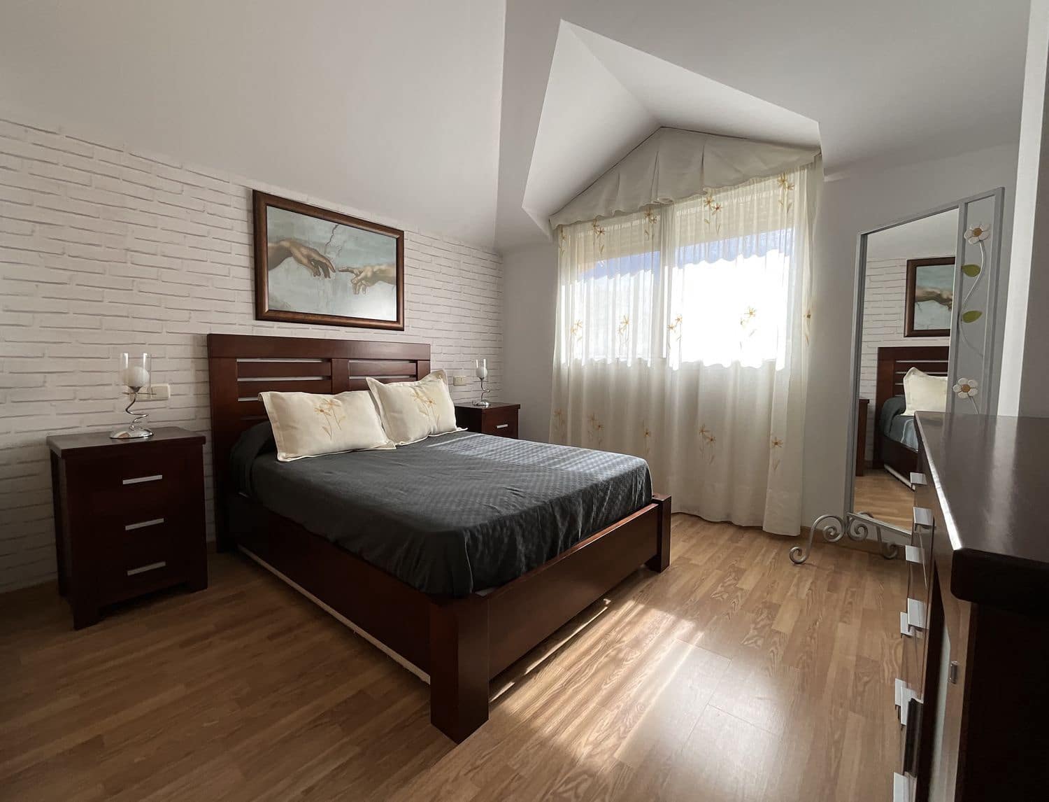 2 soveværelse Lejlighed til salg i Coin med garage - € 245.000 (Ref: 9371223)