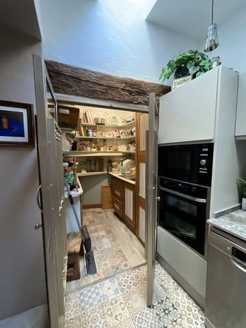 3 makuuhuone Omakotitalo myytävänä paikassa Monda mukana 
autotalli - 320 000 € (Ref: 9419013)