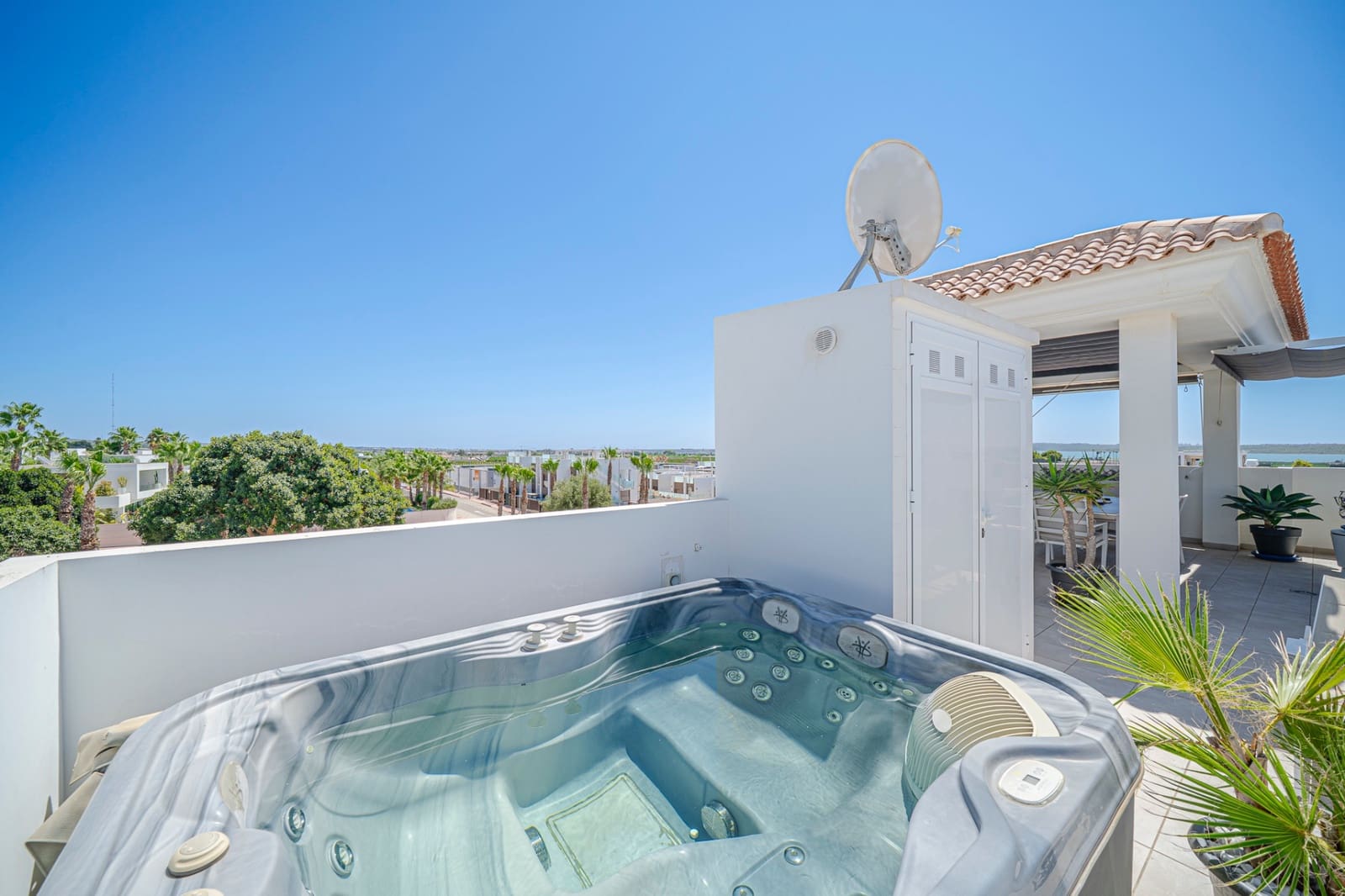 2 sypialnia Penthouse na sprzedaż w Ciudad Quesada z basenem - 329 900 € (Ref: 10003623)