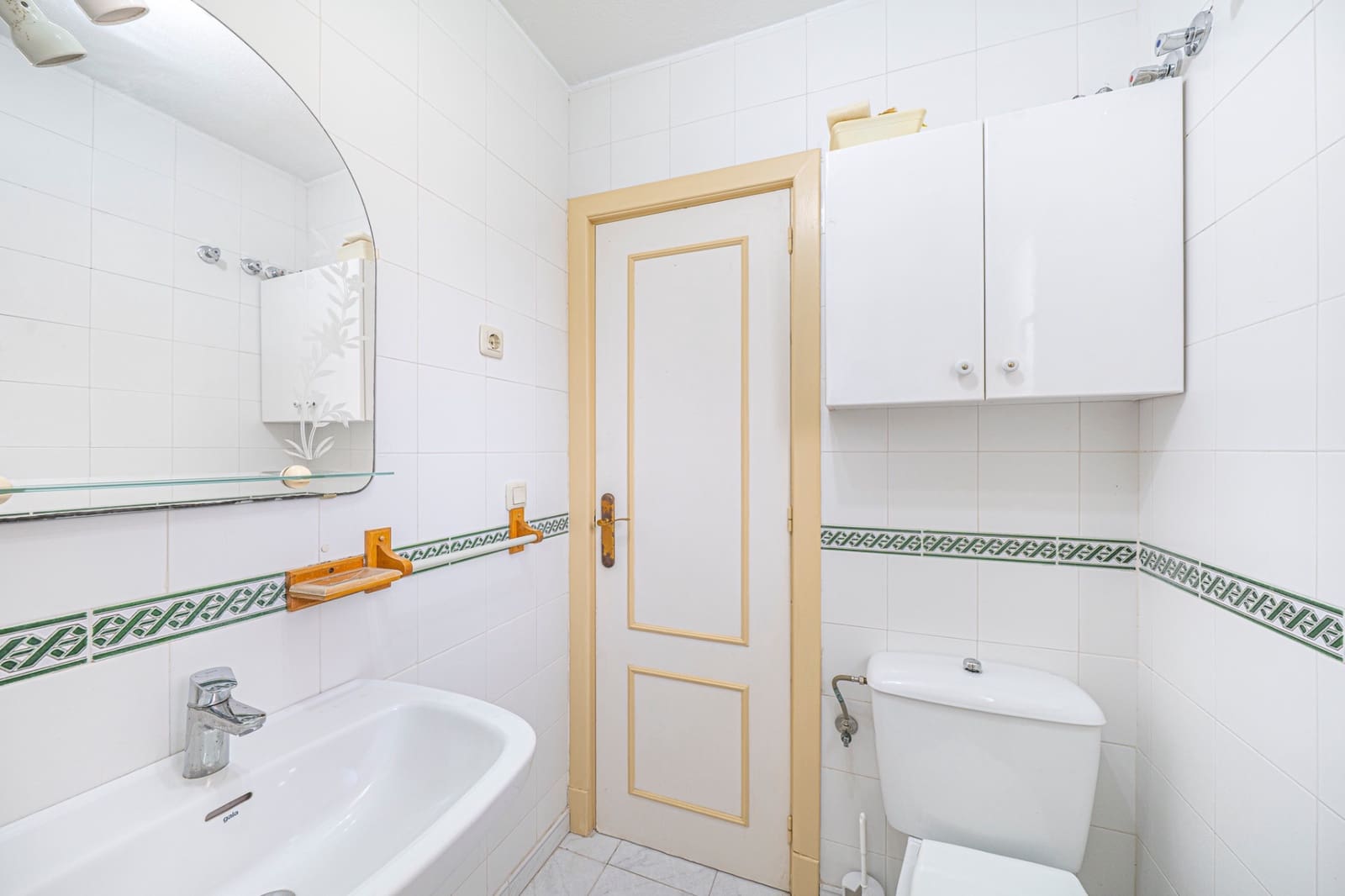 2 quarto Apartamento para venda em Torrevieja com piscina - 129 000 € (Ref: 10006345)