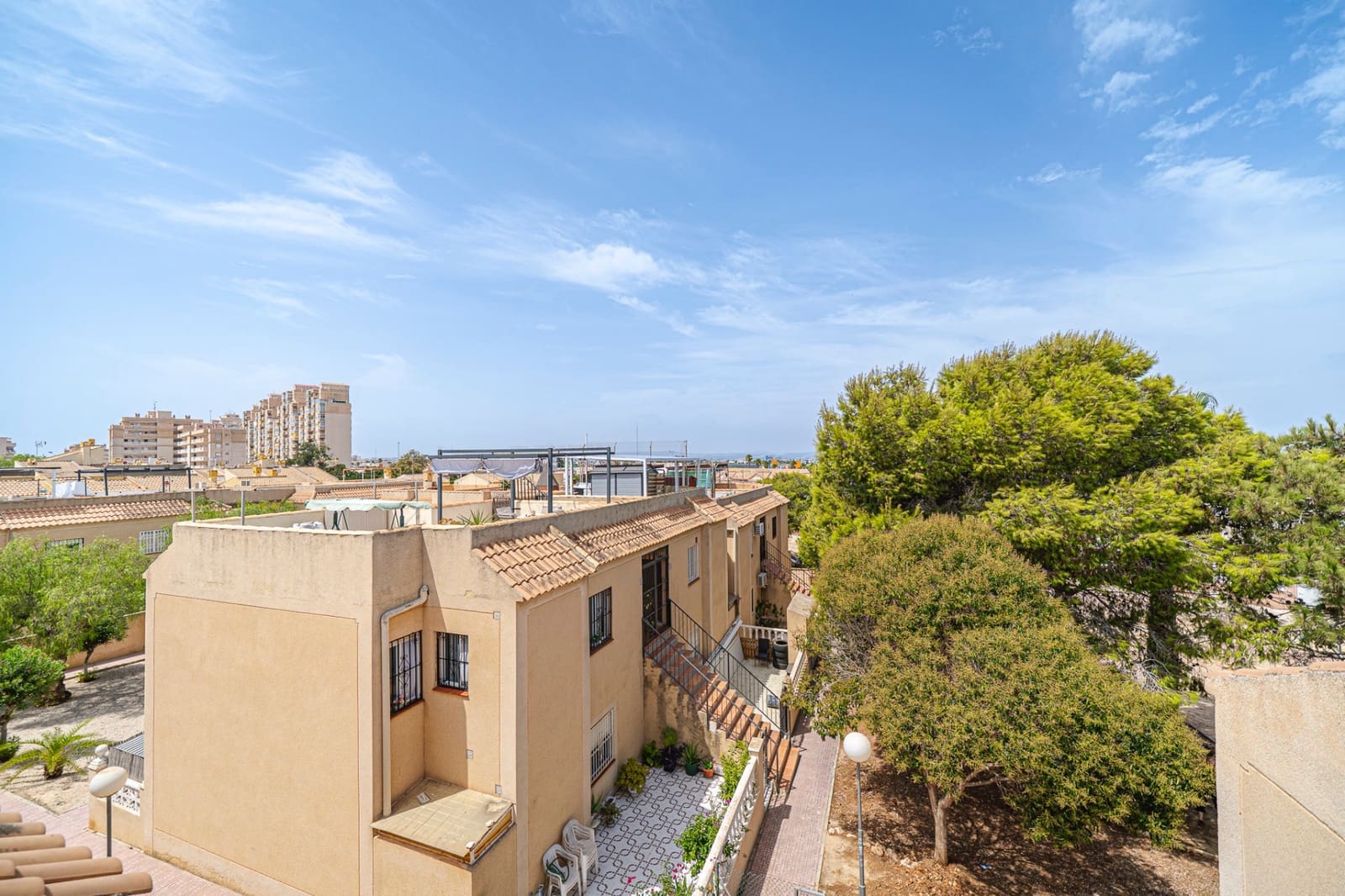2 quarto Apartamento para venda em Torrevieja com piscina - 129 000 € (Ref: 10006345)