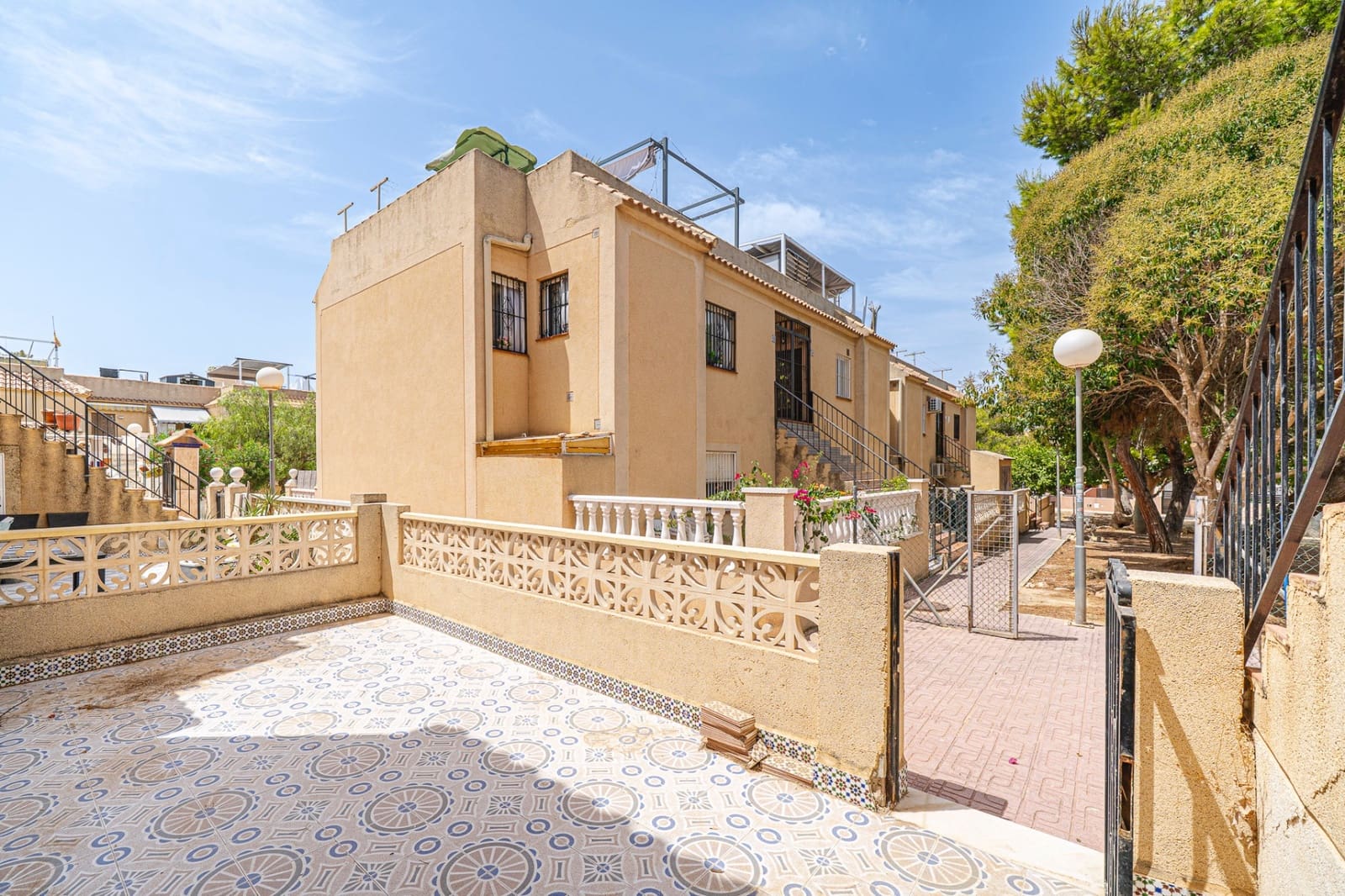 2 quarto Apartamento para venda em Torrevieja com piscina - 129 000 € (Ref: 10006345)