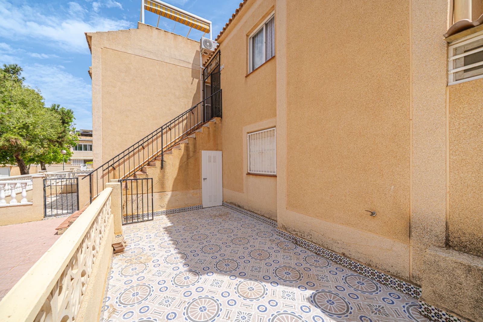 2 quarto Apartamento para venda em Torrevieja com piscina - 129 000 € (Ref: 10006345)