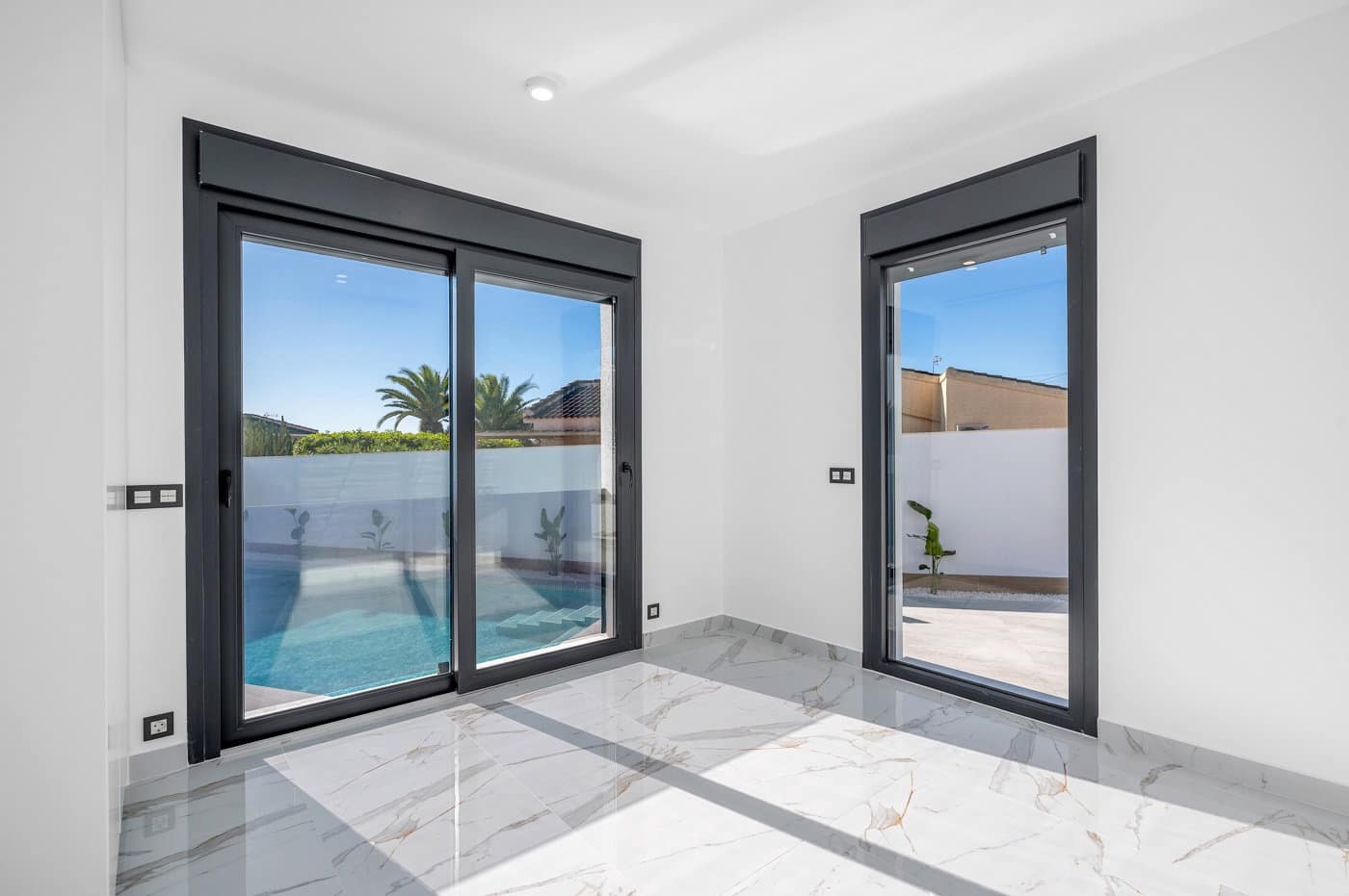 4 soverom Villa til salgs i Ciudad Quesada med svømmebasseng garasje - € 850 000 (Ref: 10091495)