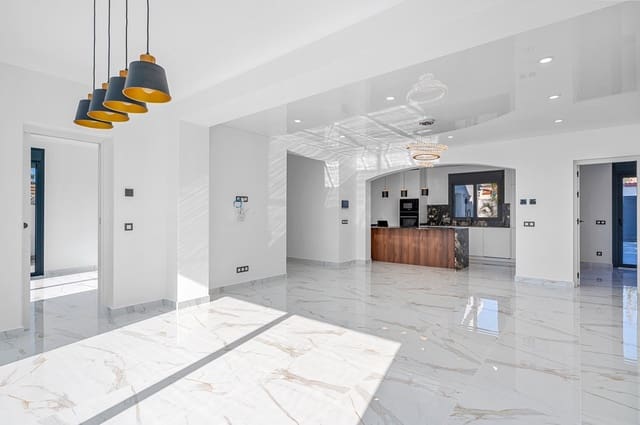 4 soverom Villa til salgs i Ciudad Quesada, Rojales med svømmebasseng garasje - € 850 000 (Ref: 10091495)