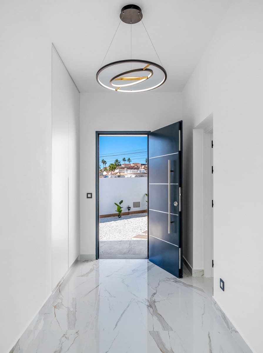 4 soverom Villa til salgs i Ciudad Quesada med svømmebasseng garasje - € 850 000 (Ref: 10091495)
