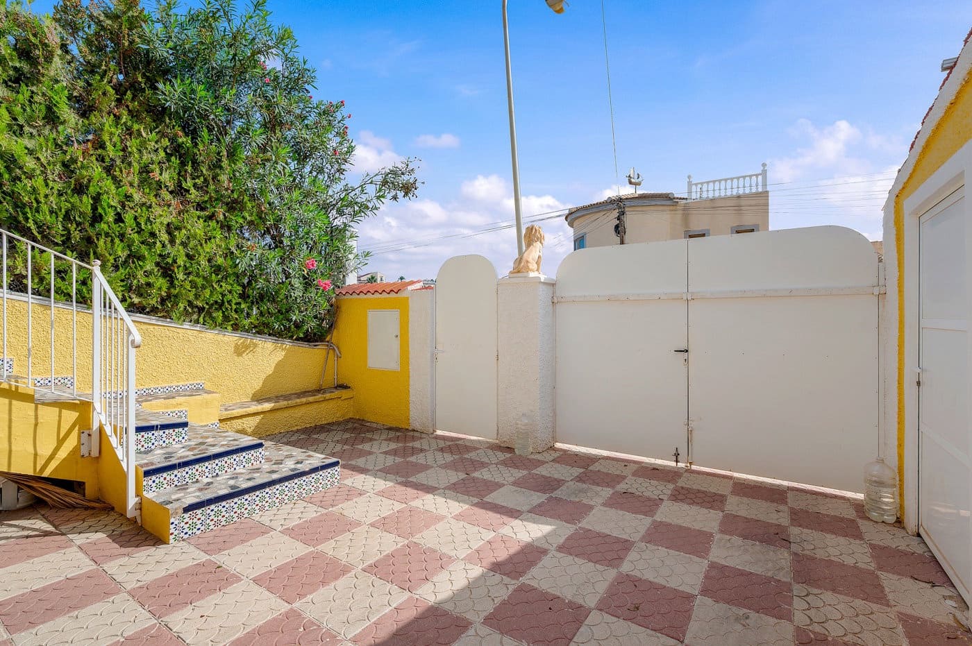 2 chambre Villa/Maison à vendre à Ciudad Quesada avec piscine garage - 385 000 € (Ref: 10136106)