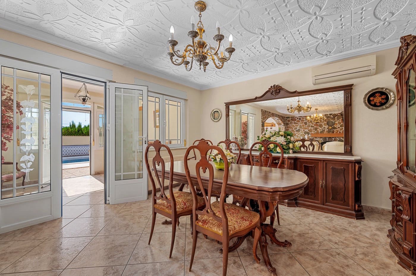 7 bedroom Villa for sale in Ciudad Quesada with pool garage - € 649,000 (Ref: 10158339)