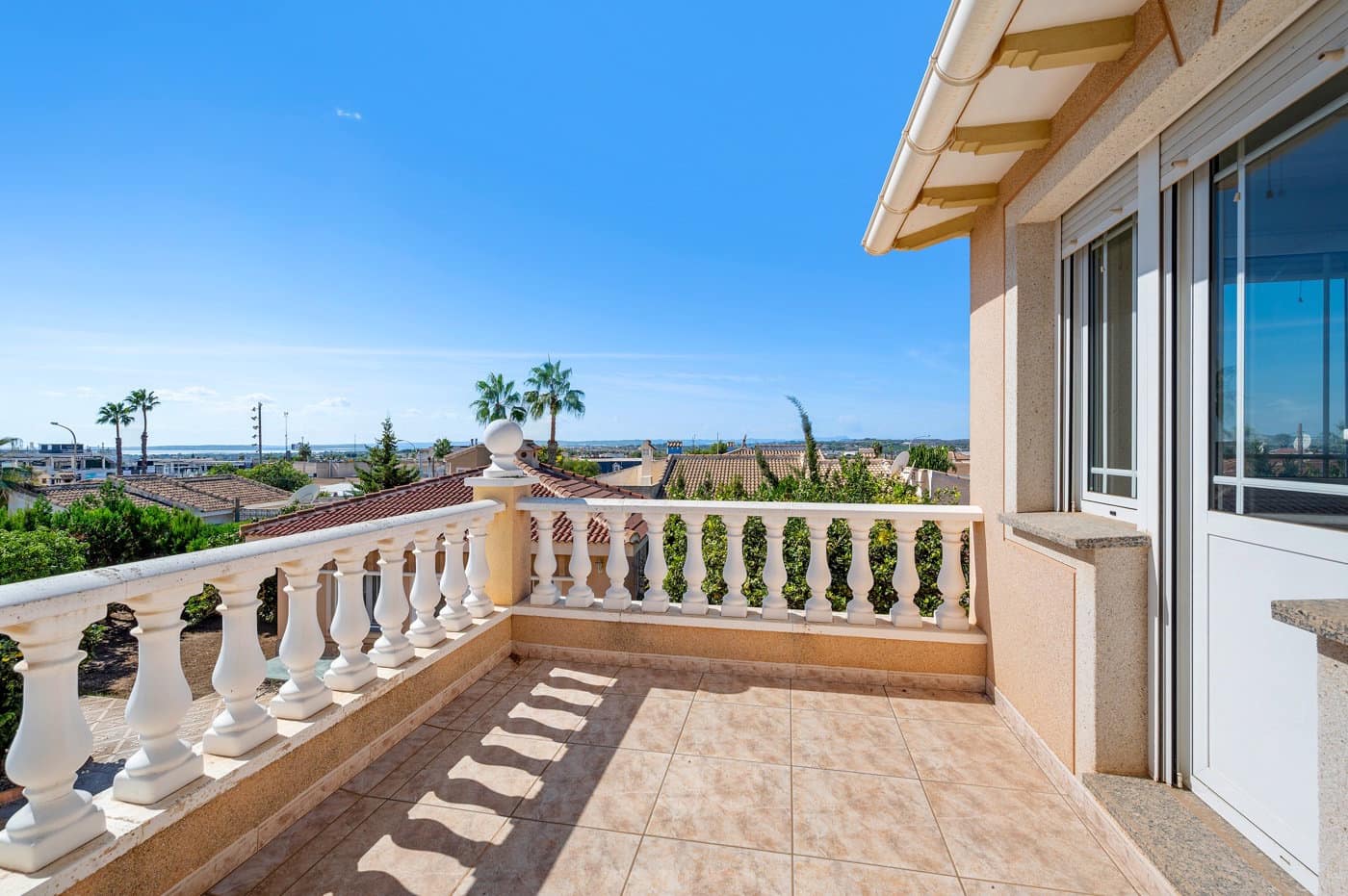 7 bedroom Villa for sale in Ciudad Quesada with pool garage - € 649,000 (Ref: 10158339)