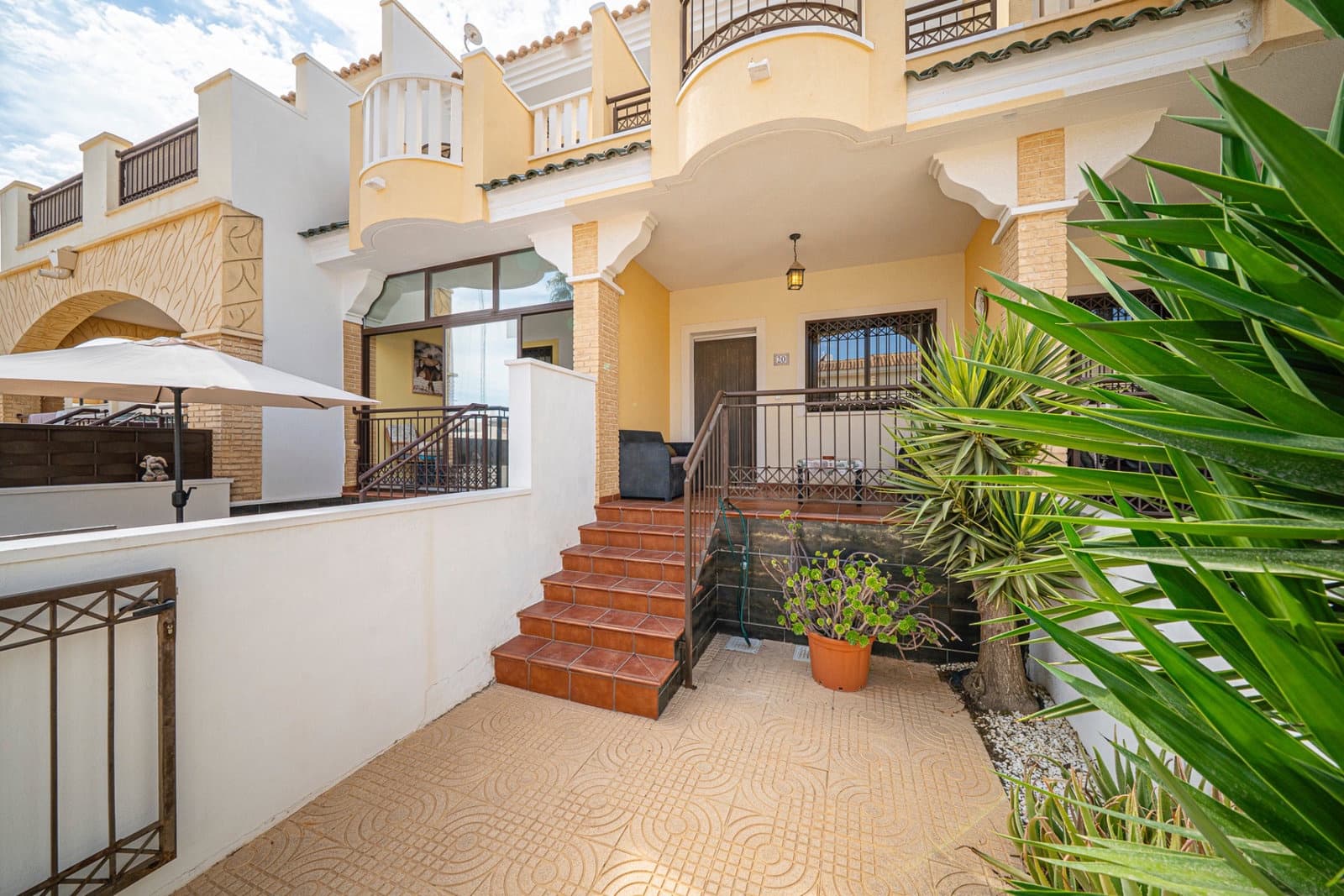 2 sypialnia Dom na sprzedaż w Ciudad Quesada z basenem garażem - 195 000 € (Ref: 10159758)