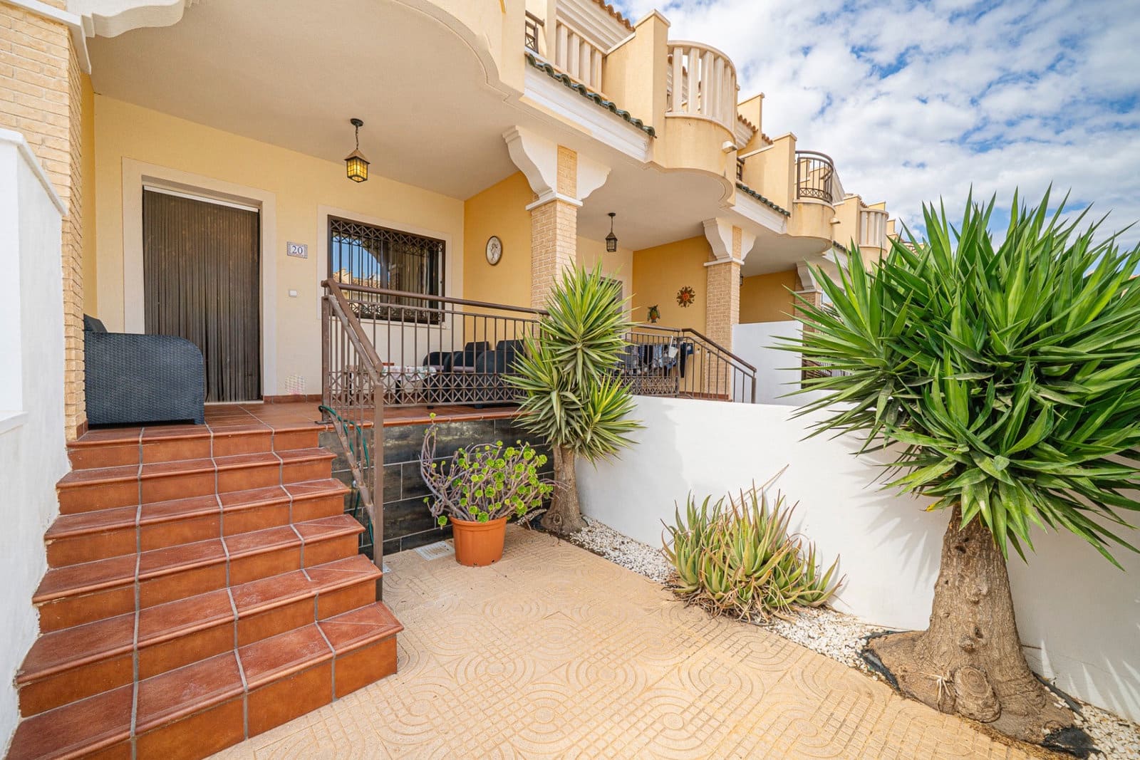 2 sypialnia Dom na sprzedaż w Ciudad Quesada z basenem garażem - 195 000 € (Ref: 10159758)
