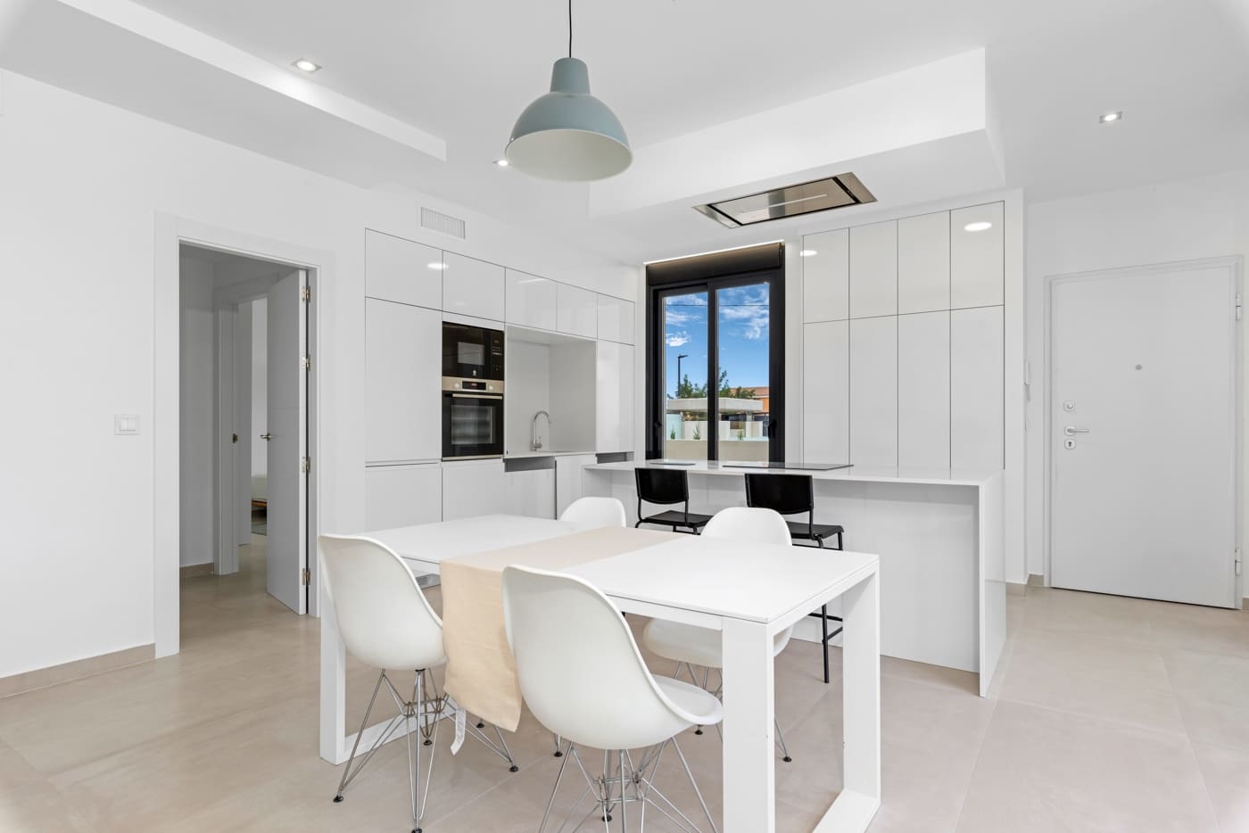 4 soverom Villa til salgs i Alicante by med svømmebasseng garasje - € 770 000 (Ref: 8252091)