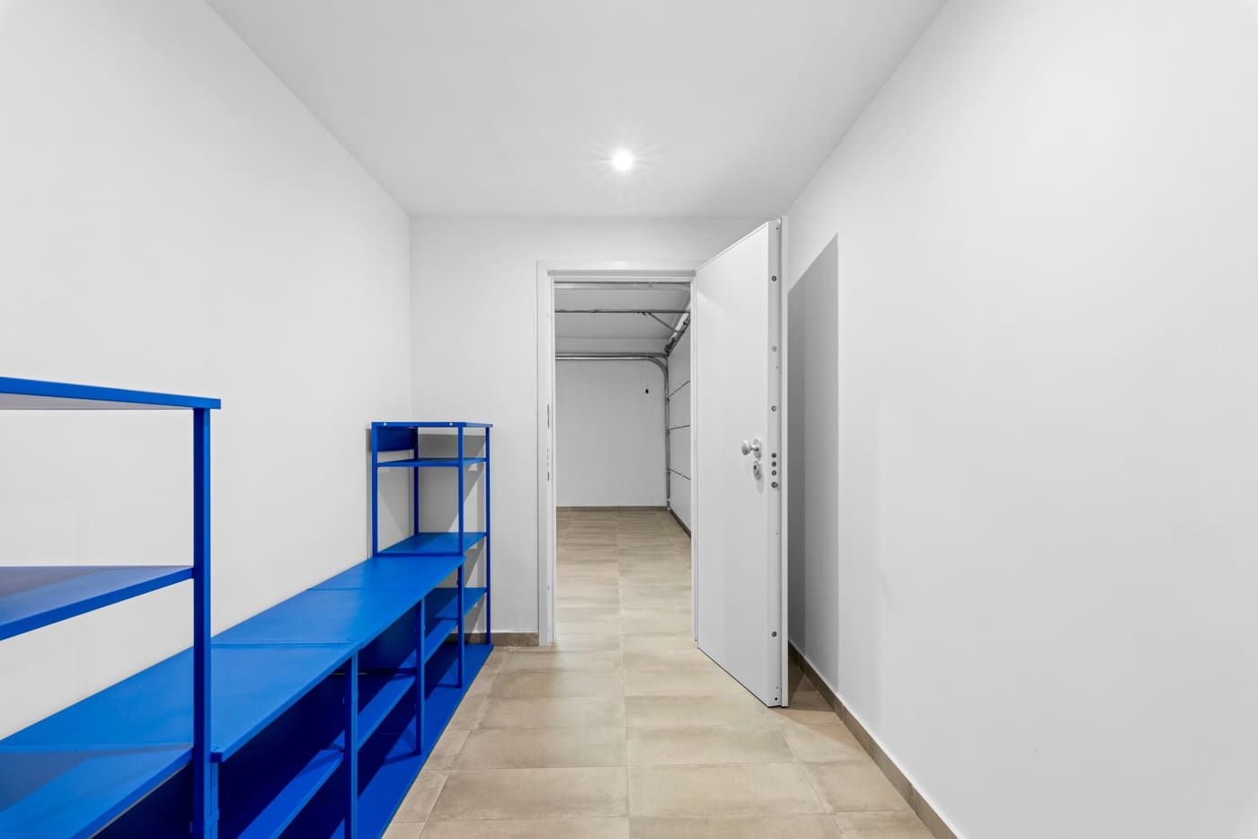 4 soverom Villa til salgs i Alicante by med svømmebasseng garasje - € 770 000 (Ref: 8252091)