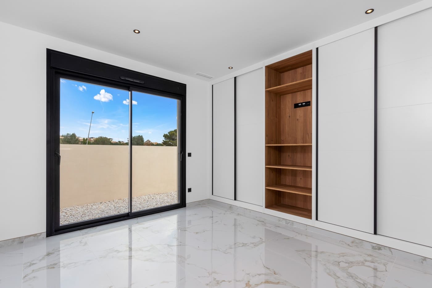 3 bedroom Villa for sale in Ciudad Quesada with pool garage - € 719,000 (Ref: 8759894)