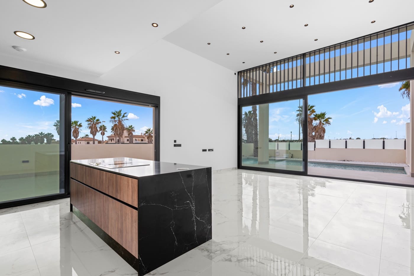 3 bedroom Villa for sale in Ciudad Quesada with pool garage - € 719,000 (Ref: 8759894)