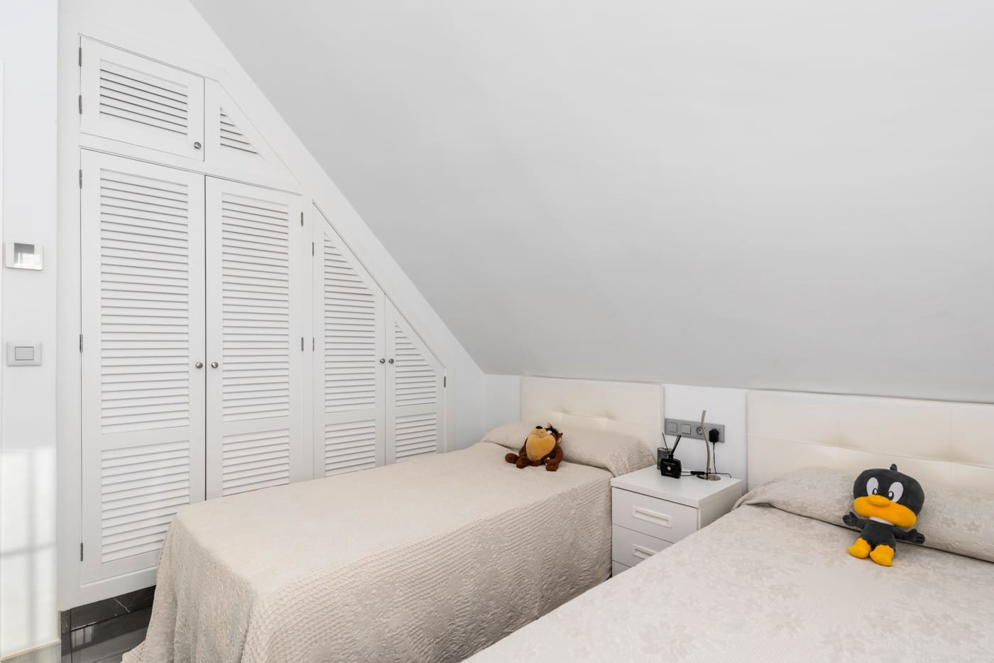 5 soveværelse Villa til salg i Playa de San Juan med swimmingpool garage - € 1.365.000 (Ref: 8822048)