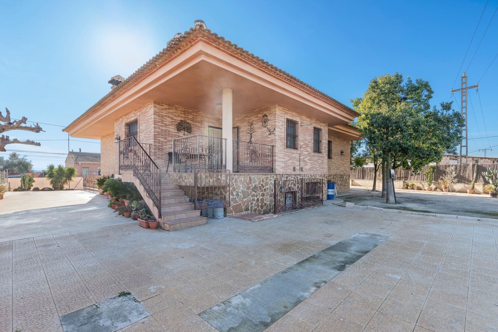 3 sypialnia Finka/Dom wiejski na sprzedaż w Alquerias z garażem - 370 000 € (Ref: 8862625)