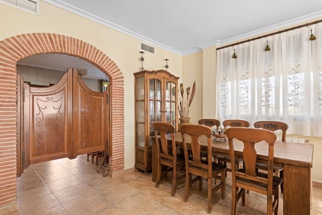 3 sypialnia Finka/Dom wiejski na sprzedaż w Beniel z garażem - 370 000 € (Ref: 8862625)