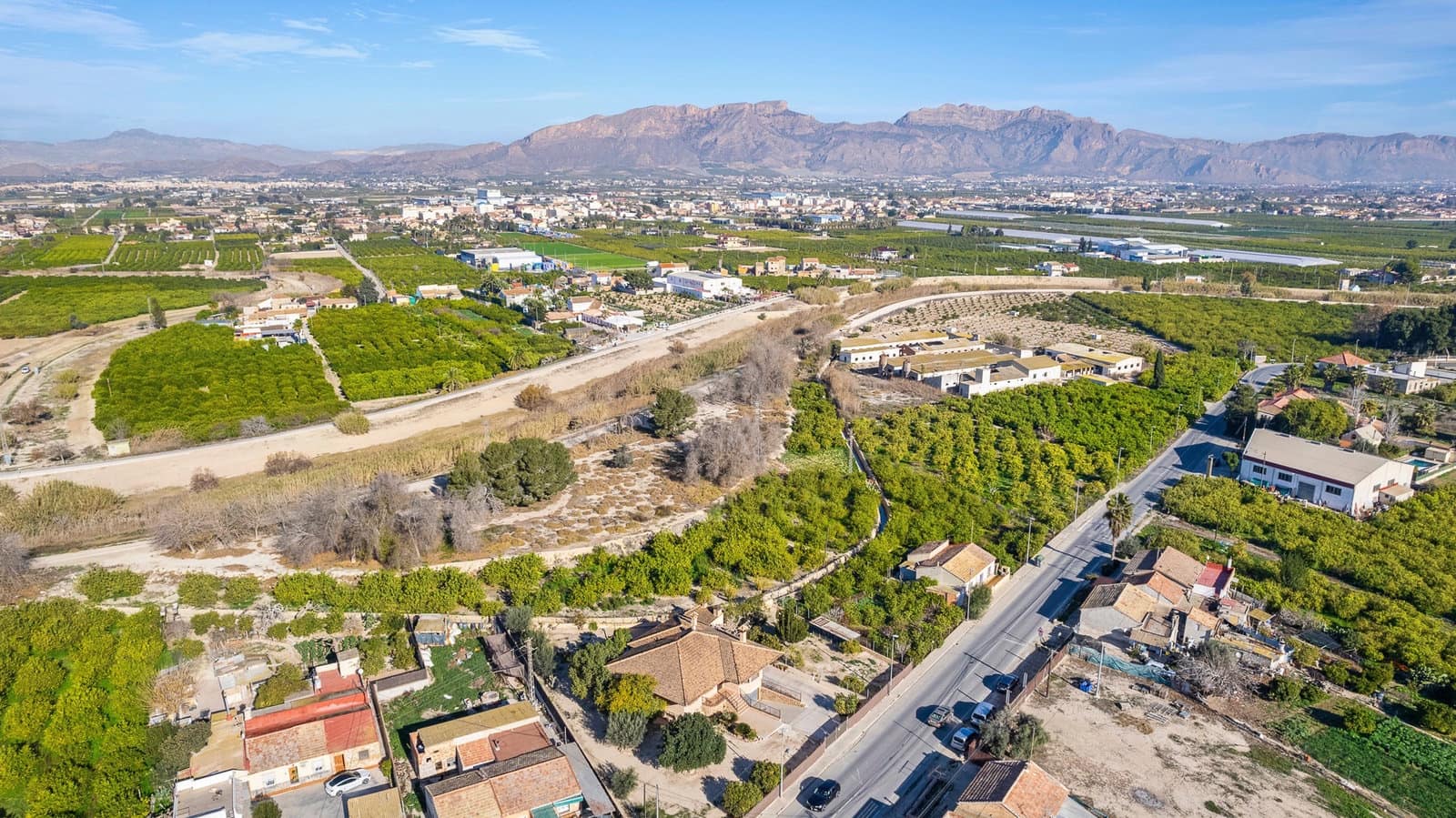3 soveværelse Finca/Landehus til salg i Beniel med garage - € 370.000 (Ref: 8862625)